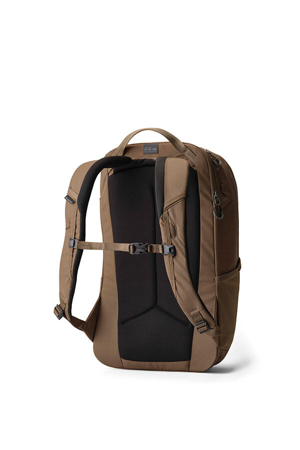 Gregory  RETNA 28  Mesa Brown