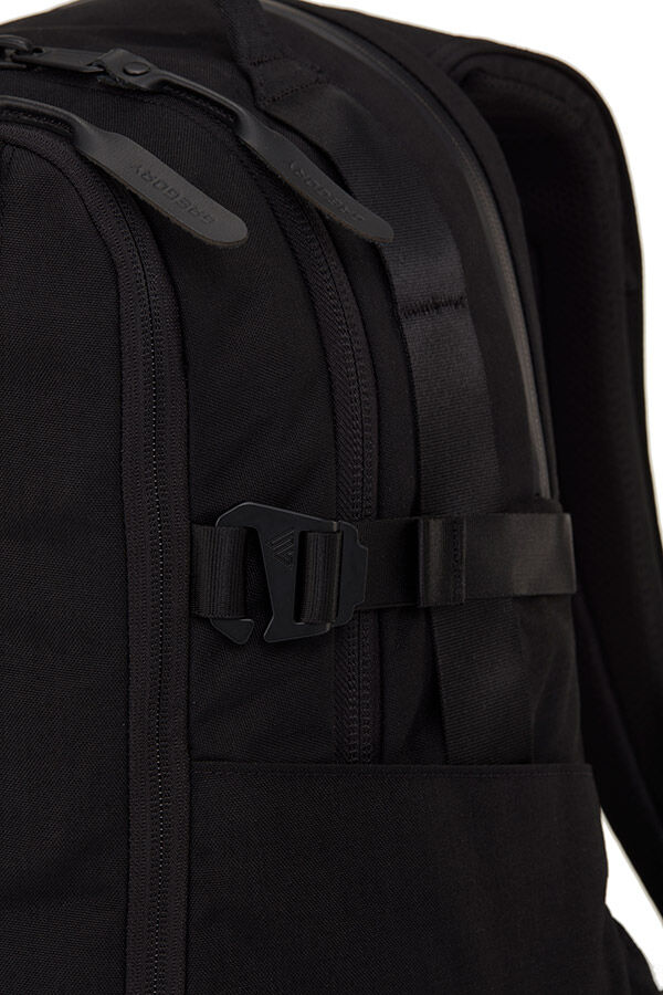 Gregory  QUARRY BACKPACK 22L  Black