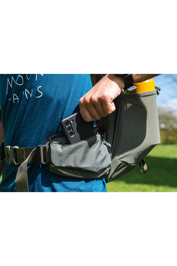 Zulu LT 25L Dayhiking backpack Volcanic Black | Gregory UK
