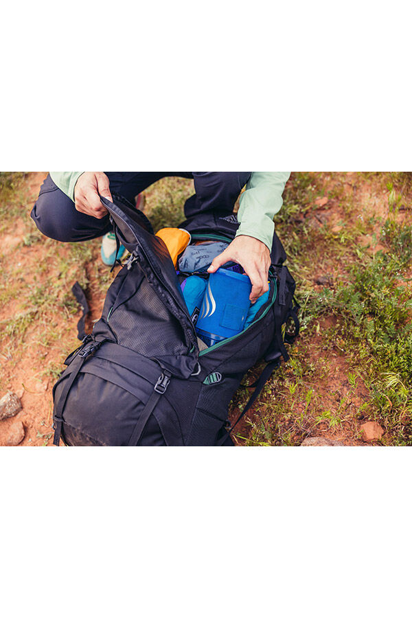 Trespass Alder Zaino Unisex 66 Litri Con Copertura Antipioggia – Nero, Per Trekking E Viaggi