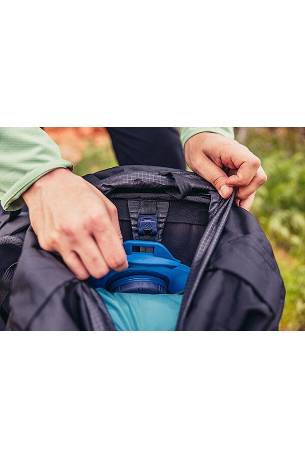 Gregory T STOUT 45 RC  Compass Blue