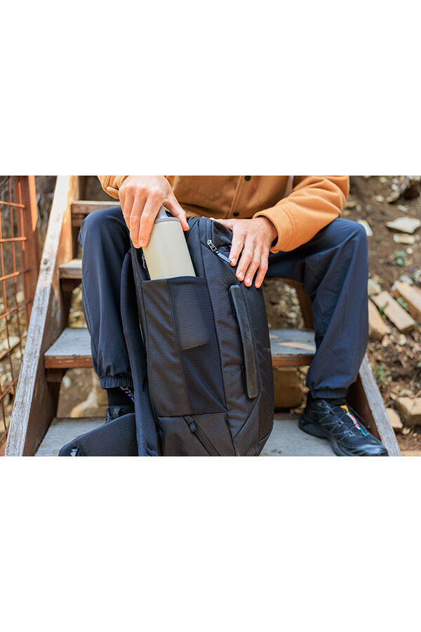 Border 40L Travel bag Black Lichen | Gregory UK