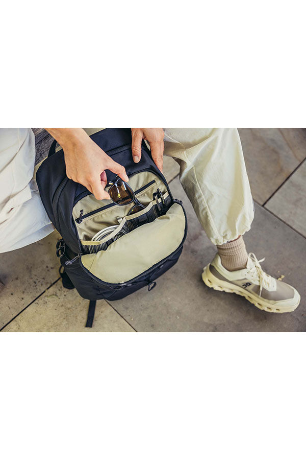 Terros 20L Daypack Dark Berry