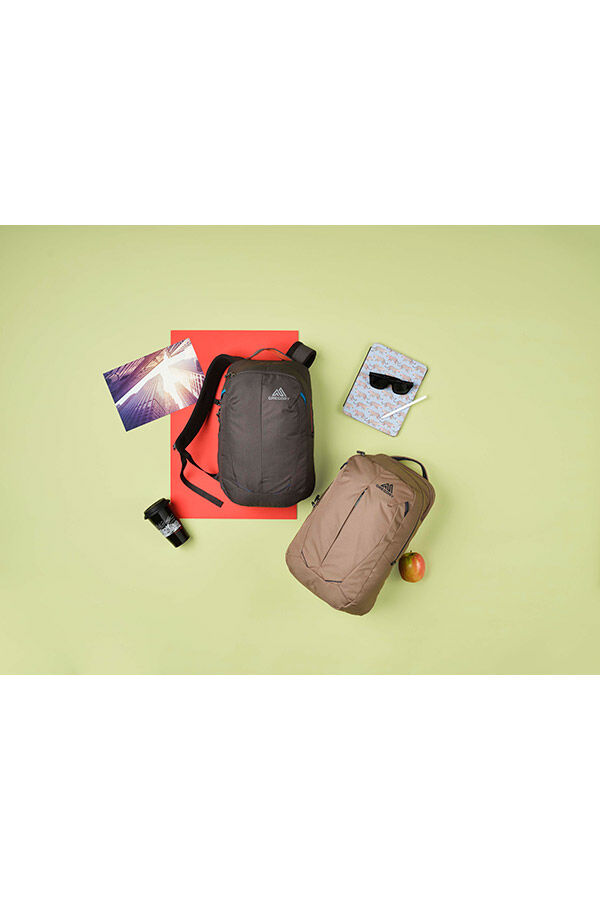 【未開封】GREGORY RETNA 28 ブラック 28L バックパック GREGORY グレゴリー レトナ28 RETNA28 カバン デイパック