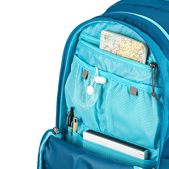 Deluxe organisation panel with secure zippered pocket