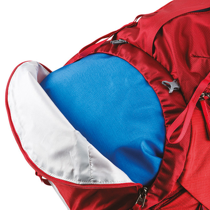 Sleeping bag compartment