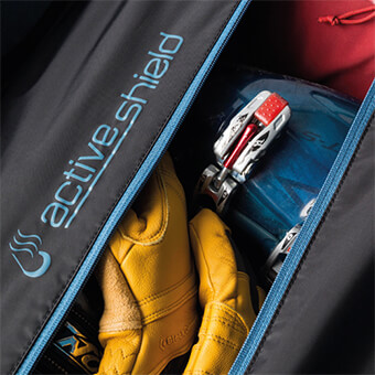 ActiveShield compartment keeps dirty or wet clothing and gear separate