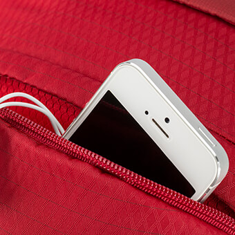 ZIPPERED QUICK ACCESS POCKET