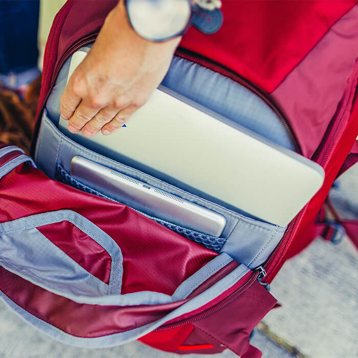 Laptop compartment